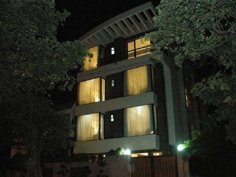 Dolphinn Delhi  Bagian luar foto